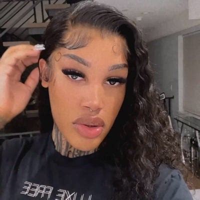 suamuva gay